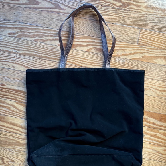 Jimmy Choo Parfums black and silver metallic large vegan leather shopper tote - Picture 5 of 8